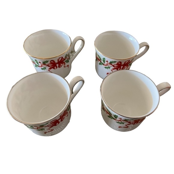 Lenox Snow Holly Platinum Mugs (Set of 4 Mugs) - Picture 2 of 3